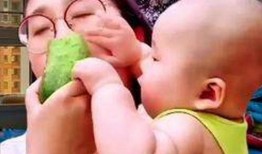 三个萌娃吃瓜视频,欢乐瞬间集结号