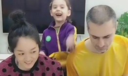 闺女吃瓜和儿子吃瓜视频