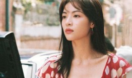 明星吃瓜钟楚曦视频,明星日常趣味瞬间引网友热议