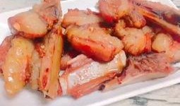 无敌美少瓜吃羊排视频,美味与颜值并存！