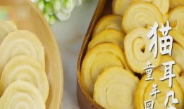 猫耳朵吃瓜的视频,萌态十足，网友直呼可爱爆表！