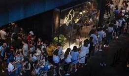 奶茶店吃瓜群众视频真实,揭秘日常生活中的趣味瞬间