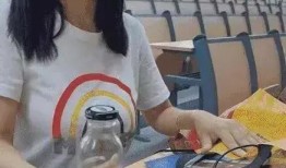 吃瓜嵊州女教师视频,揭秘背后真相