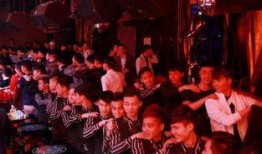 酒吧吃瓜事件广州视频,一场引发热议的社交风波