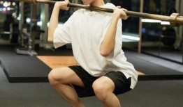 王俊凯吃瓜少年是谁啊视频,视频背后的趣味故事