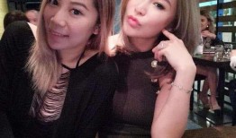 女明星晒孩子吃瓜视频,萌娃吃瓜萌态十足